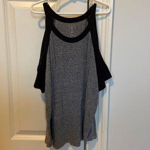 Short sleeve top